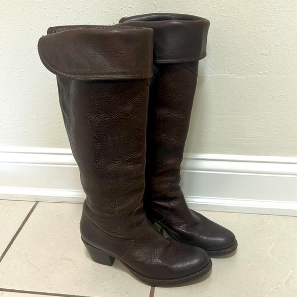 Frye Jane tall cuff boots. Size 6.5. - Picture 2 of 7
